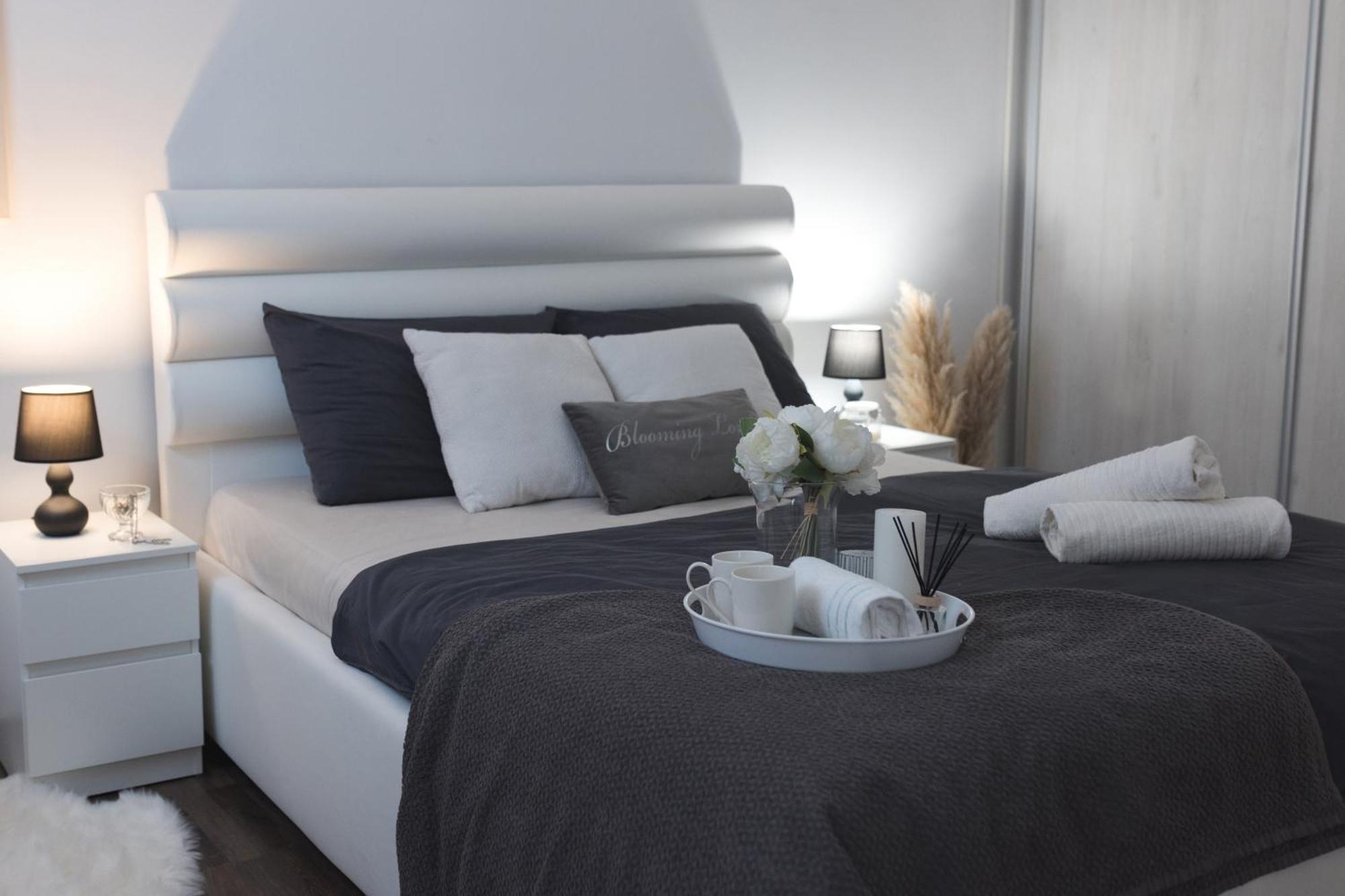 Apartments Dijana Zagreb Ngoại thất bức ảnh